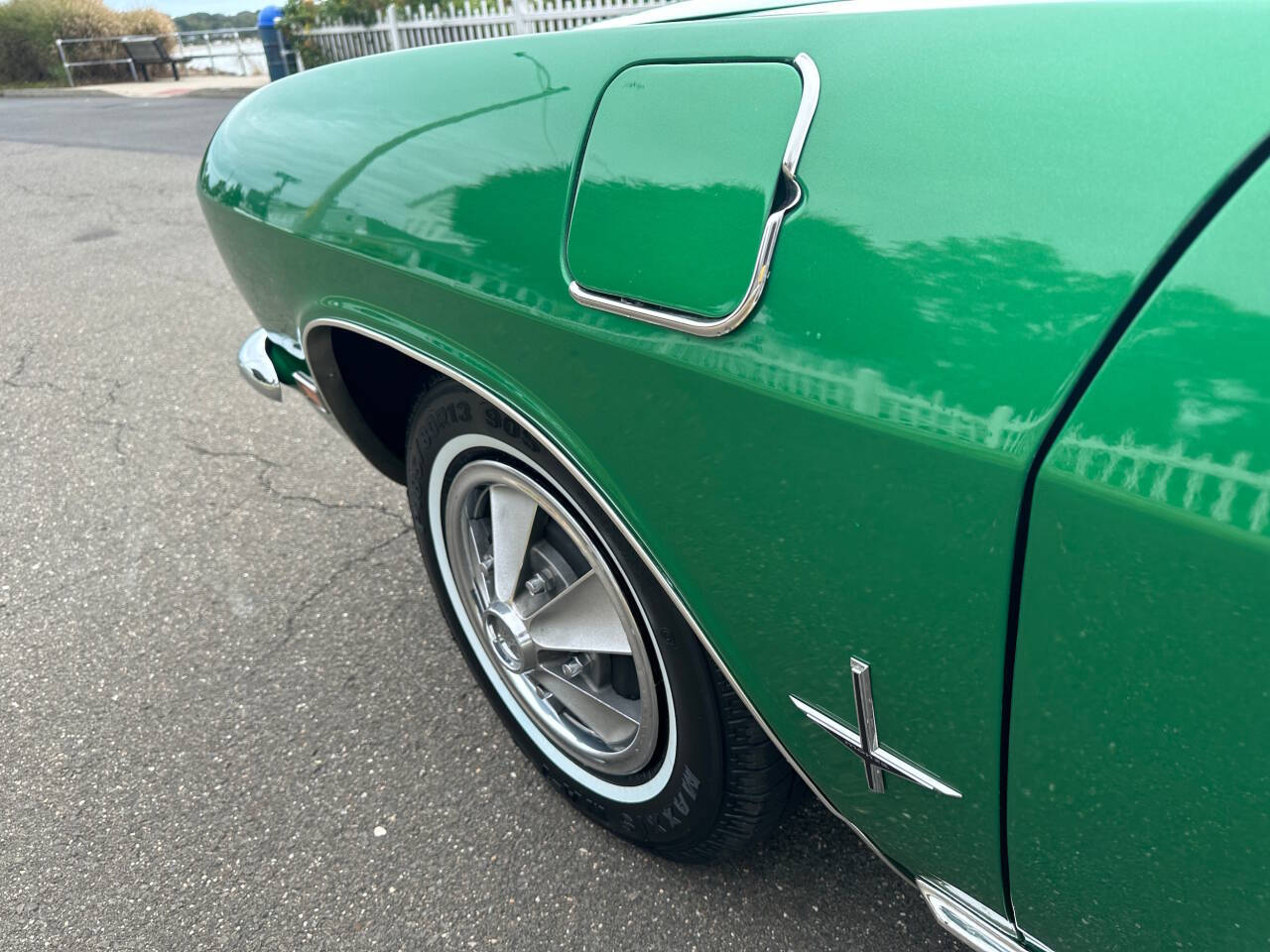 1969 Chevrolet Corvair Monza 13