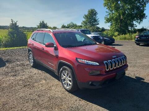 2016 Jeep Cherokee for sale at BETTER BUYS AUTO INC in East Windsor CT