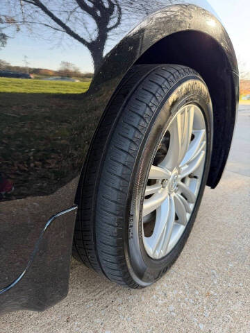 2011 Infiniti G25 Sedan x