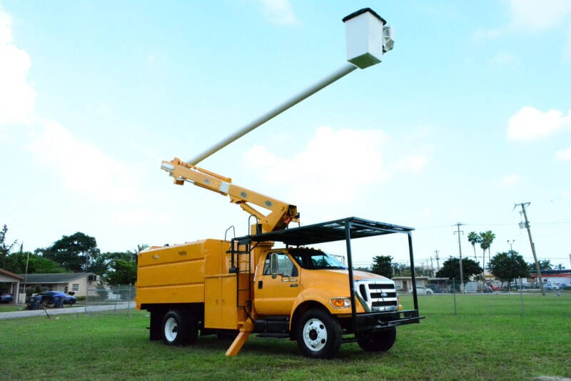 2006 Ford F-650 Super Duty for sale at American Trucks and Equipment in Hollywood FL