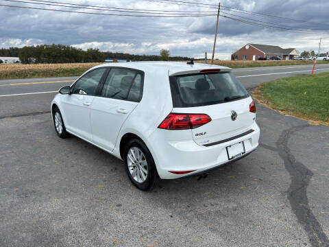 2016 Volkswagen Golf TSI S