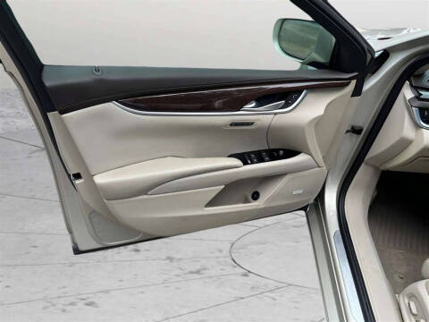 2013 Cadillac XTS Luxury Collection