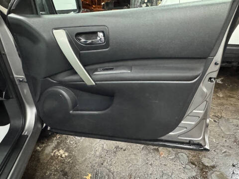 2011 Nissan Rogue SV