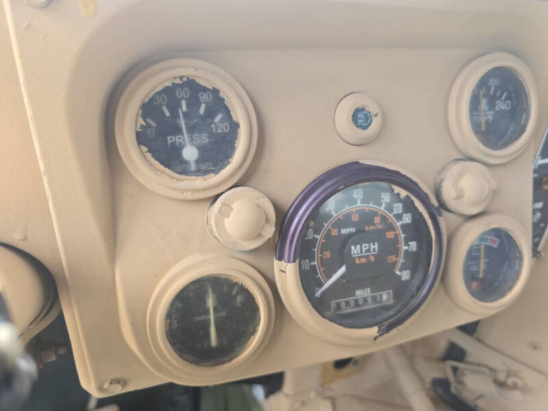 1998 AM General Hummer