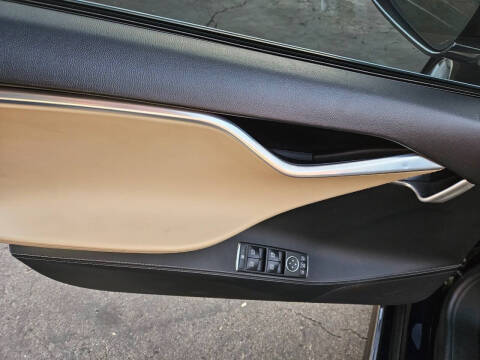 2013 Tesla Model S
