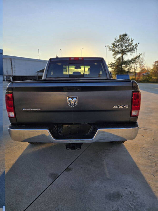 2014 RAM Ram 1500 Pickup Outdoorsman photo 4