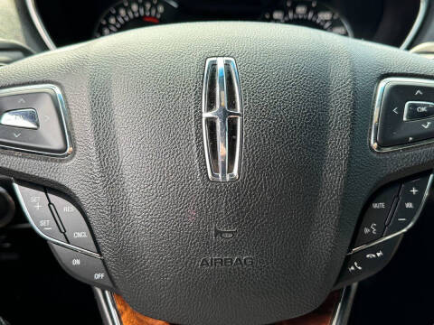 2016 Lincoln MKX Select