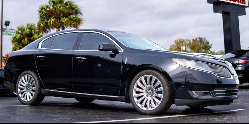 2016 Lincoln MKS for sale at Car Depot in Miramar FL