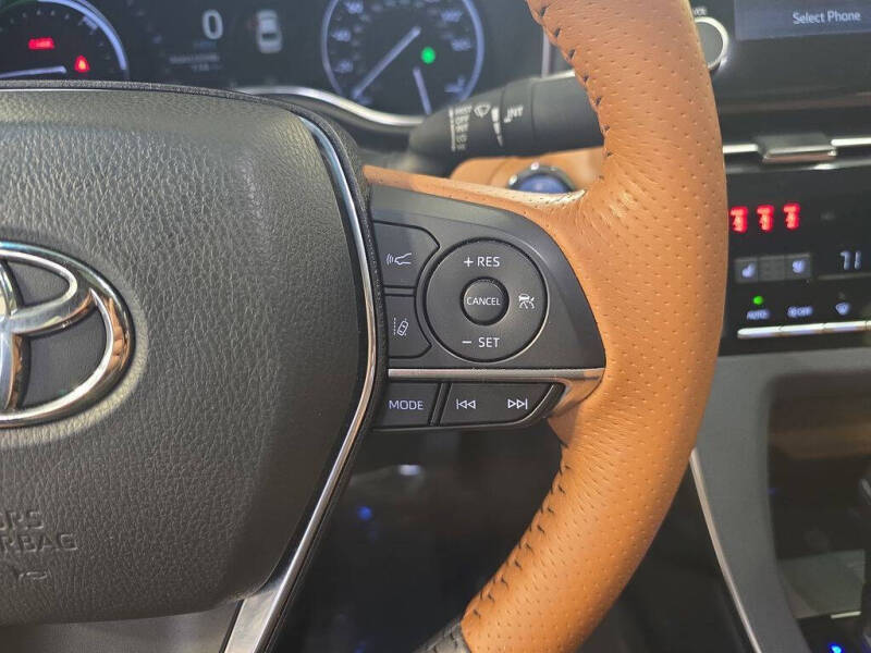 2020 Toyota Avalon Hybrid Limited