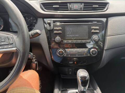 2017 Nissan Rogue S