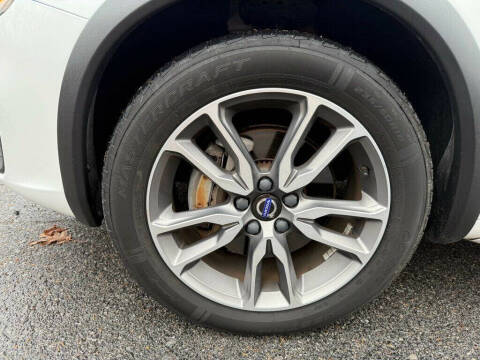 2018 Volvo V60 Cross Country T5 Premier