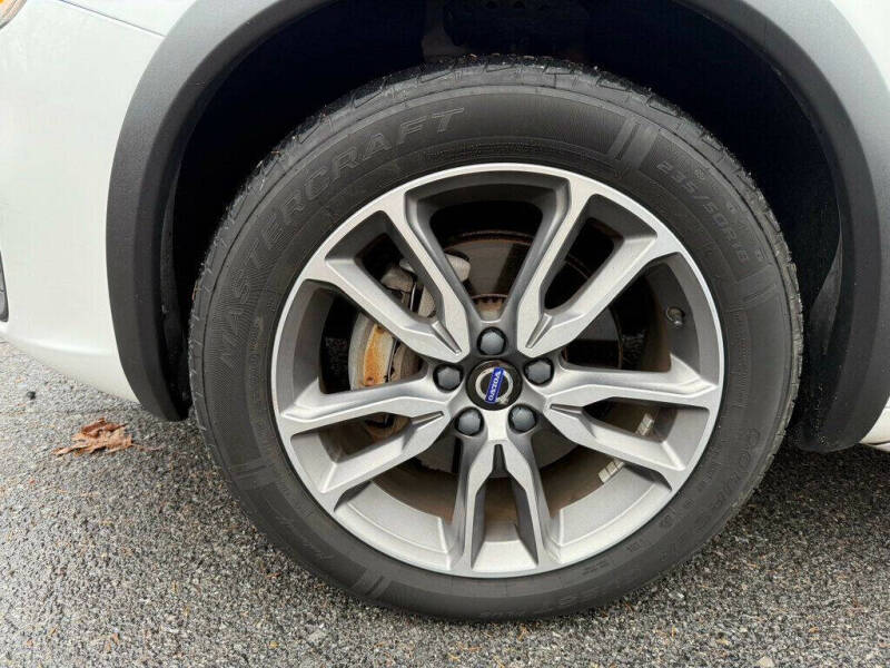 2018 Volvo V60 Cross Country T5 Premier