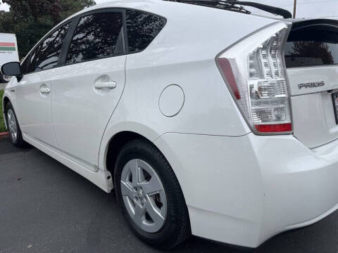 2011 Toyota Prius Three