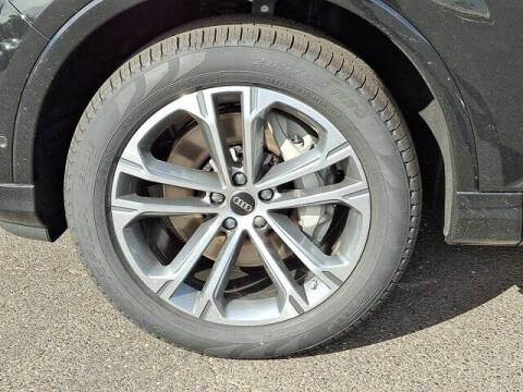 2026 Audi Q7 quattro Premium 45 TFSI