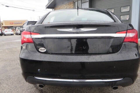 2013 Chrysler 200 Limited