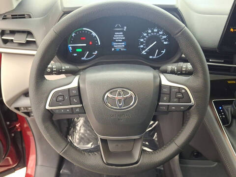 2024 Toyota Sienna XLE 7-Passenger