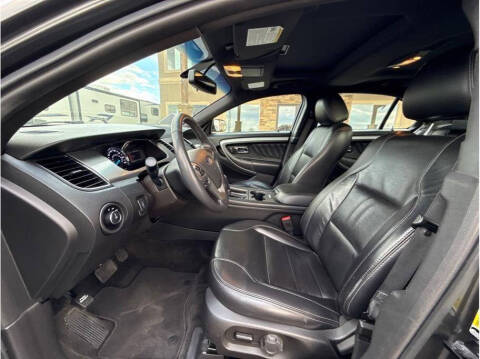2018 Ford Taurus SEL
