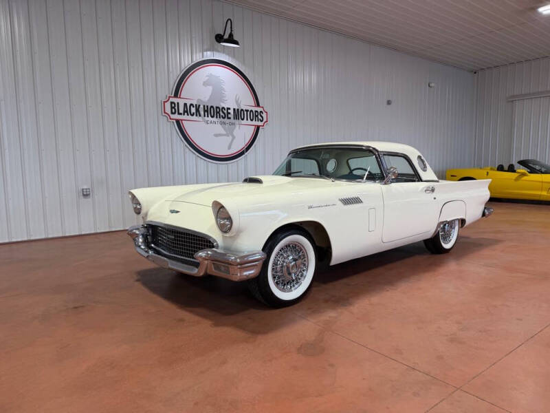 1957 Ford Thunderbird