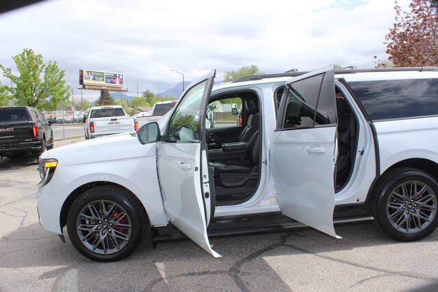 2025 Ford Expedition MAX Platinum