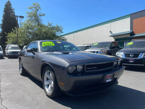 2014 Dodge Challenger for sale at SWIFT AUTO SALES INC in Salem OR