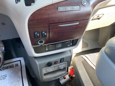 2013 Toyota Sienna XLE Mobility 7-Passenger