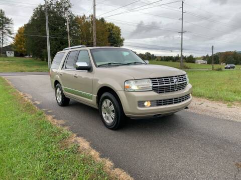 2008 Lincoln Navigator for sale at TRAVIS AUTOMOTIVE in Corryton TN