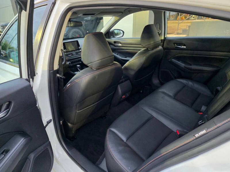 2021 Nissan Altima 2.5 SR