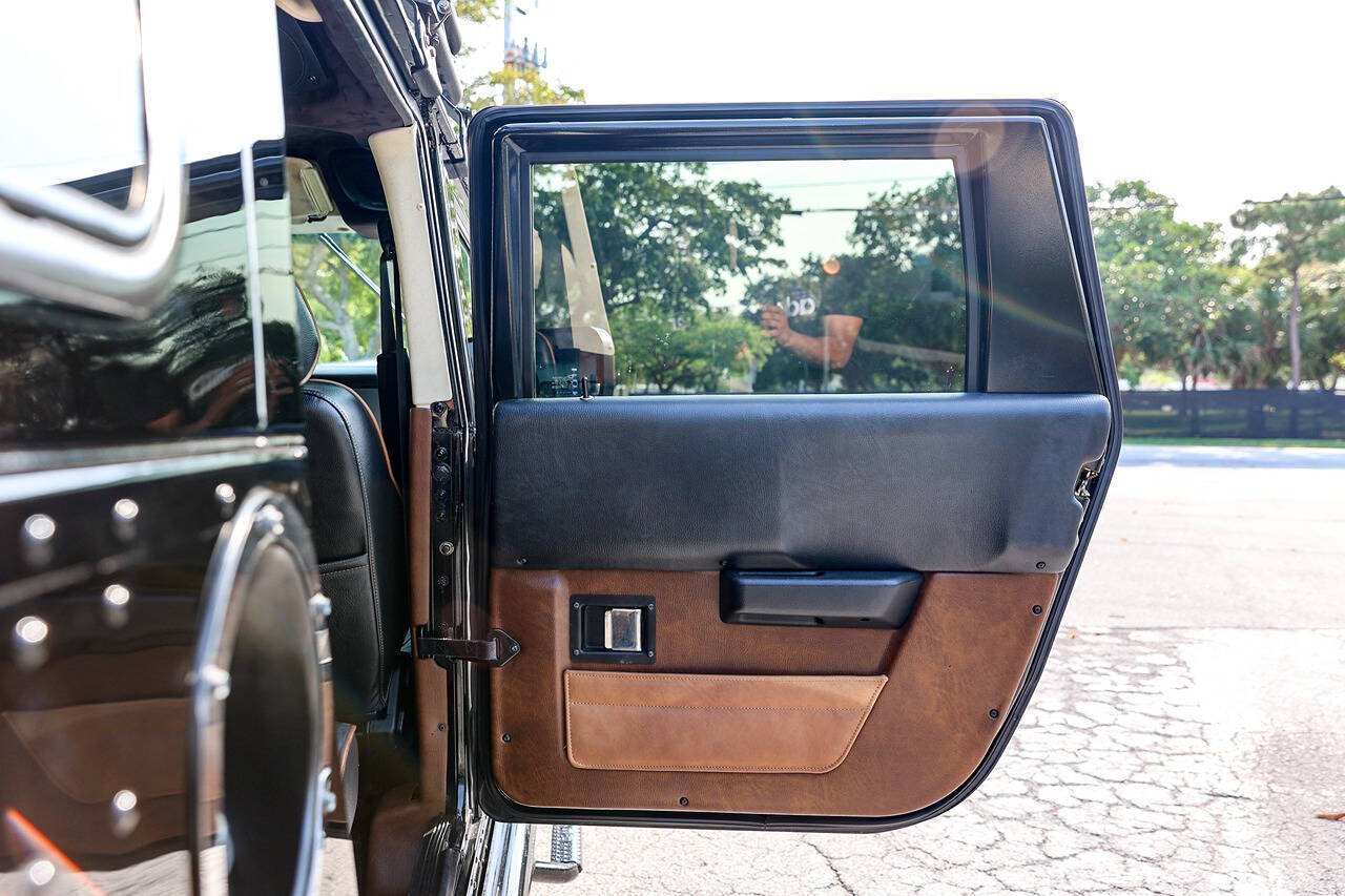 2004 HUMMER H1 104