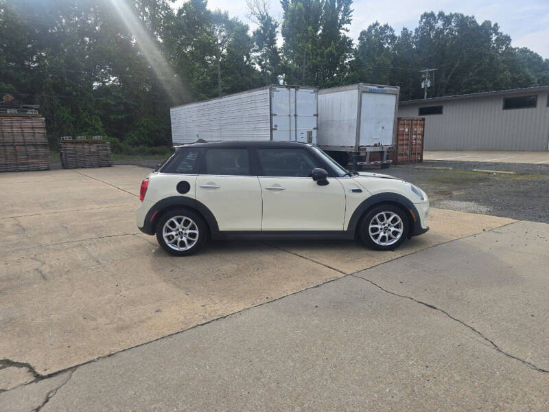 2017 MINI Hardtop 4 Door Cooper