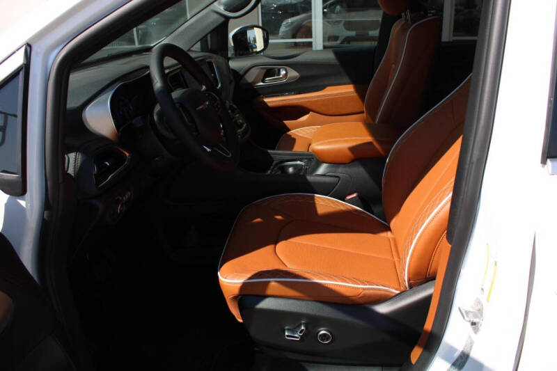 2026 Chrysler Pacifica Pinnacle