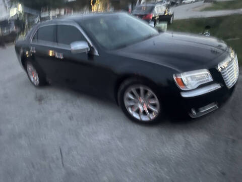 2014 Chrysler 300 for sale at SCOTT HARRISON MOTOR CO in Houston TX