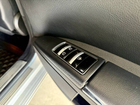 2011 Mercedes-Benz S-Class S 550