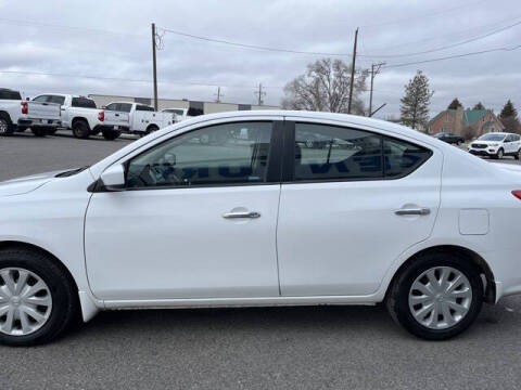 2015 Nissan Versa 1.6 S