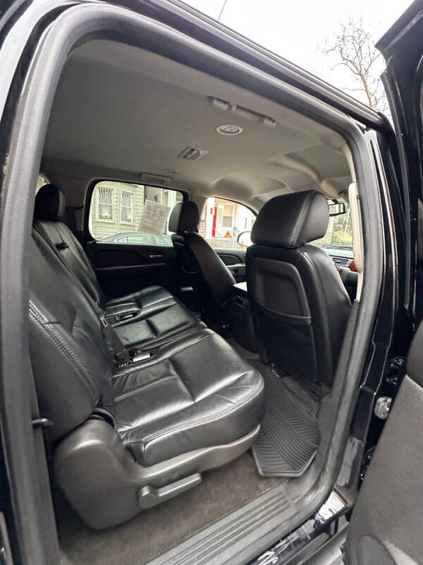 2014 Chevrolet Suburban LS