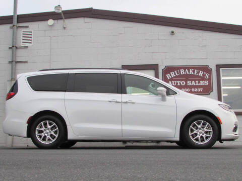 2022 Chrysler Pacifica for sale at Brubakers Auto Sales in Myerstown PA