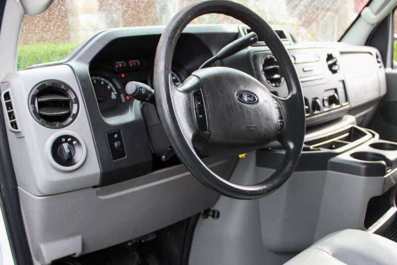 2014 Ford E-Series