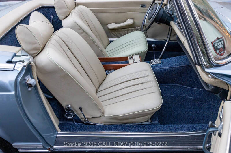 1971 Mercedes-Benz 280-Class
