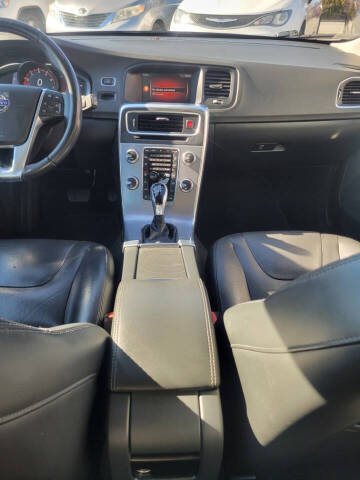 2017 Volvo V60 T5 Premier