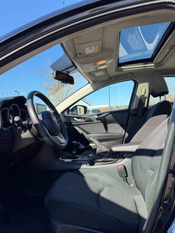 2016 Mazda MAZDA3 i Touring