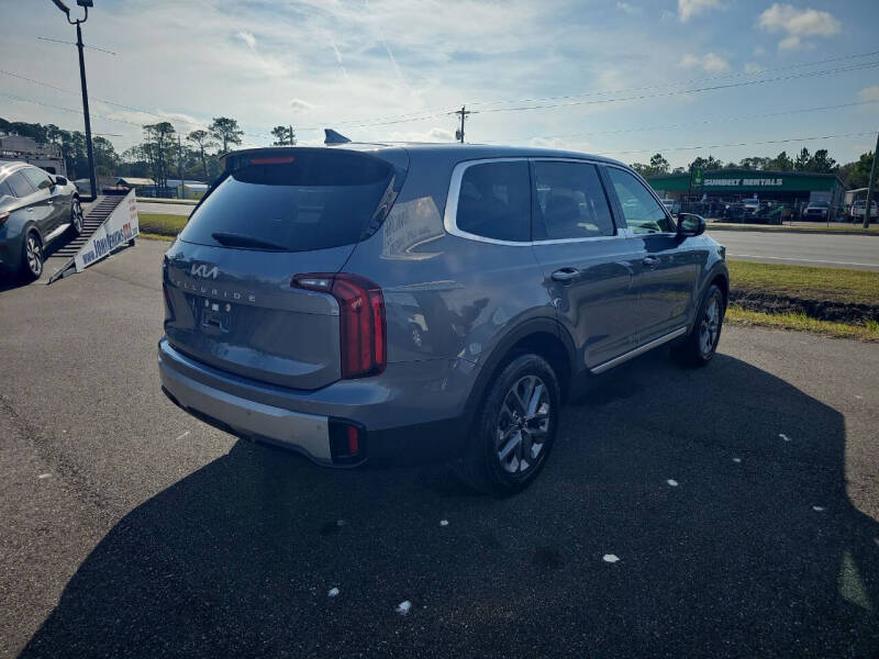 2023 Kia Telluride LX