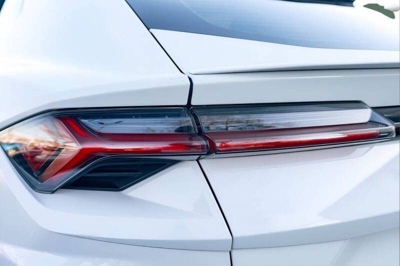 2023 Lamborghini Urus S