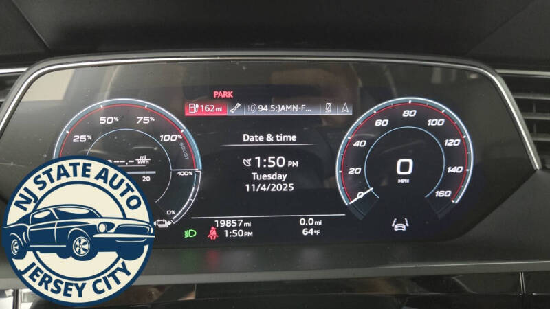 2024 Audi Q8 e-tron quattro Premium Plus