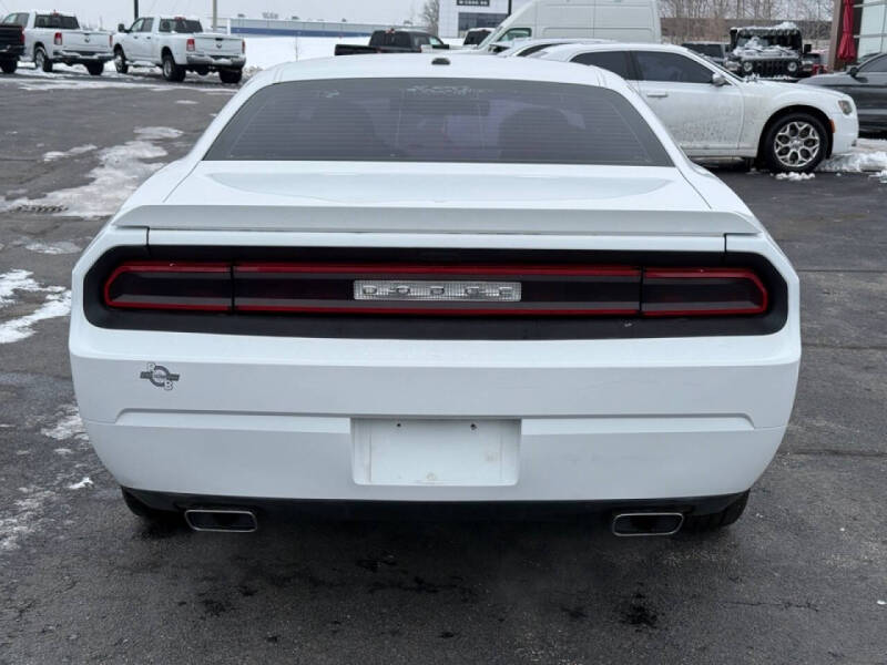 2013 Dodge Challenger SXT