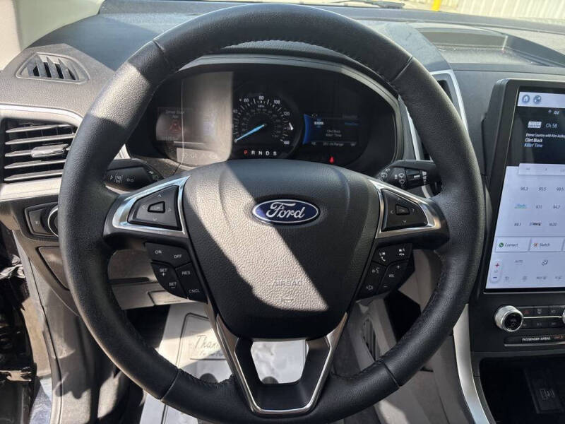 2022 Ford Edge