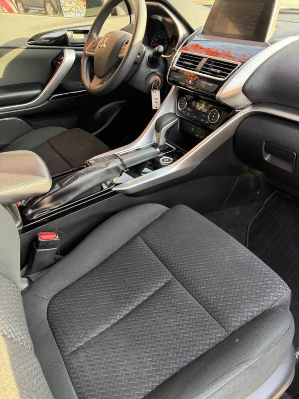 2019 Mitsubishi Eclipse Cross LE