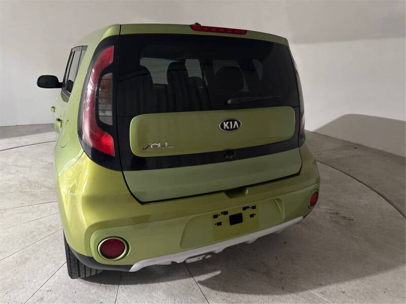 2017 Kia Soul +