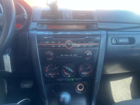 2005 Mazda MAZDA3 i