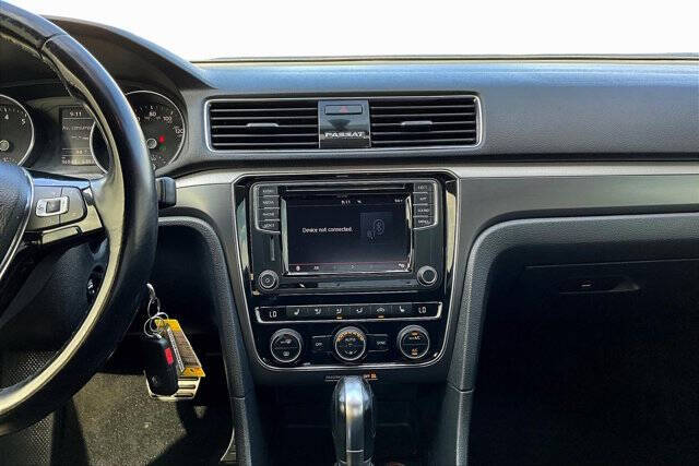 2018 Volkswagen Passat 2.0T S