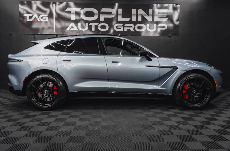 2021 Aston Martin DBX