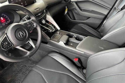 2025 Acura TLX w/Tech